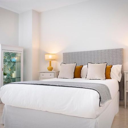 Magno Apartments Ruisenor Севілья Екстер'єр фото